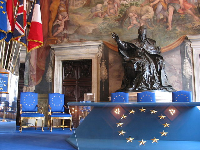 La sala degli Orazi e Curiazi allestita per la firma della Costituzione, Musei Capitolini, Roma