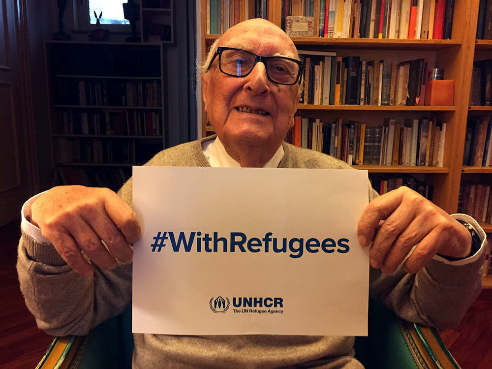 Andrea Camilleri sostiene la campagna UNHCR #WithRefugees Andrea Camilleri sostiene la campagna UNHCR #WithRefugees