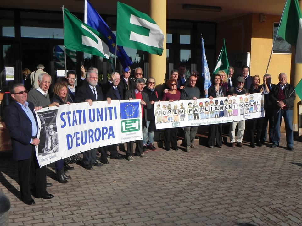 Tamburi, 24 ottobre 2015, Flash mob per il Parlamento mondiale