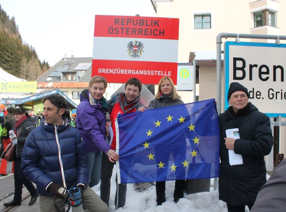 Manifestazione al Brennero del 20 febbraio (foto pagina fb PD Trentino)